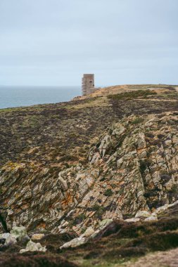 Jersey Adası 'ndaki (Manş Adaları, İngiltere) sahil uçurumlarının ve plajların güzel doğa manzarası)