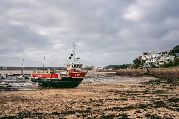 Jersey Island Channel Island 2022 Lodě Kotvící Moře Zamračený Den — Stock fotografie