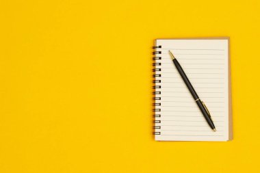 Sınıftaki öğrenciler için eğitim defteri