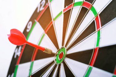 dartlar ve iş başarısı hedefleri kavramı