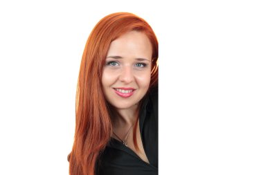 mutlu gülümseyen genç iş kadını gösteren boş başlık sayfası