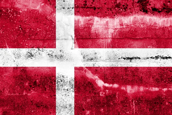 Danmark flagga målade på grunge vägg — Stockfoto