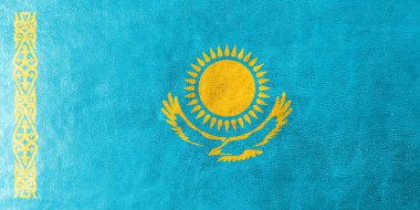 deri dokusu üzerinde boyalı Kazakistan bayrağı