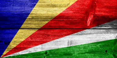 Seyşel Adaları bayrağı eski ahşap tahta dokusu üzerinde boyalı