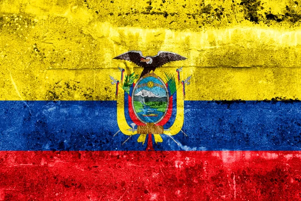 Ecuador-flagg malt på grungevegg – stockfoto