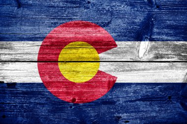 Colorado Devlet bayrağı eski ahşap tahta dokusu üzerinde boyalı