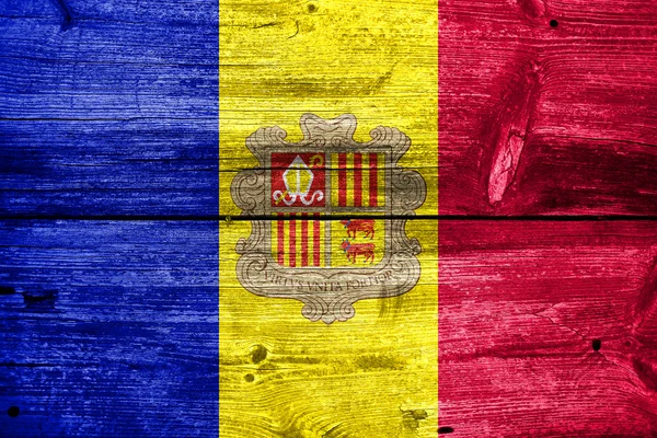 Andorra Bandera pintada sobre madera vieja textura del tablón — Foto de Stock