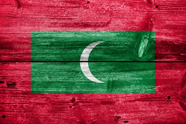 Bandera de Maldivas pintada sobre madera vieja textura de tablón — Foto de Stock