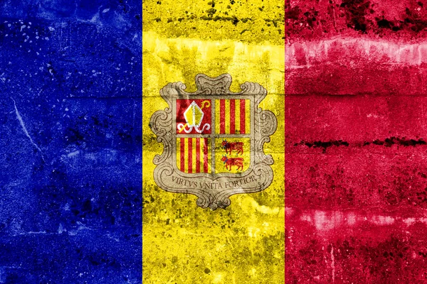 Bandera de Andorra pintada en pared grunge — Foto de Stock