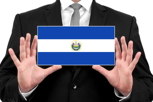 Unternehmer holding eine Visitenkarte mit El Salvador Flagge商人拿着名片与萨尔瓦多国旗 — 图库照片