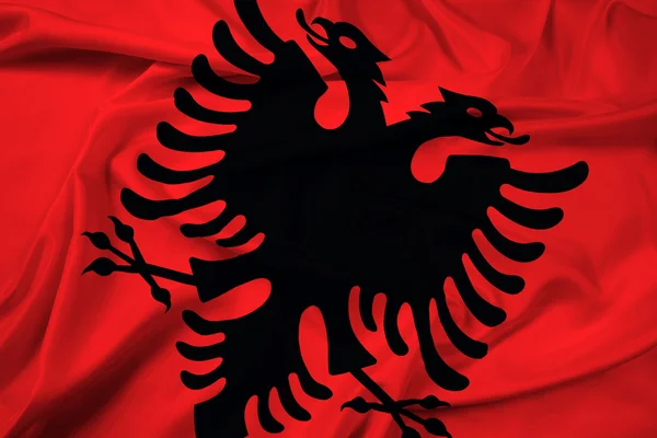 Albanien-Flagge schwenken — Stockfoto