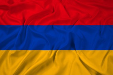 Ermenistan bayrağı sallayarak