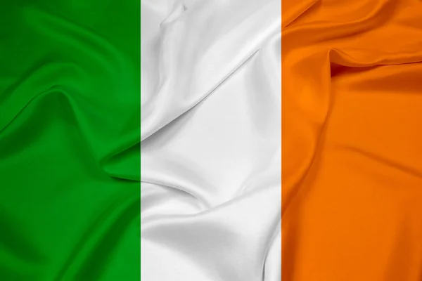 Ondeando bandera de Irlanda — Foto de Stock