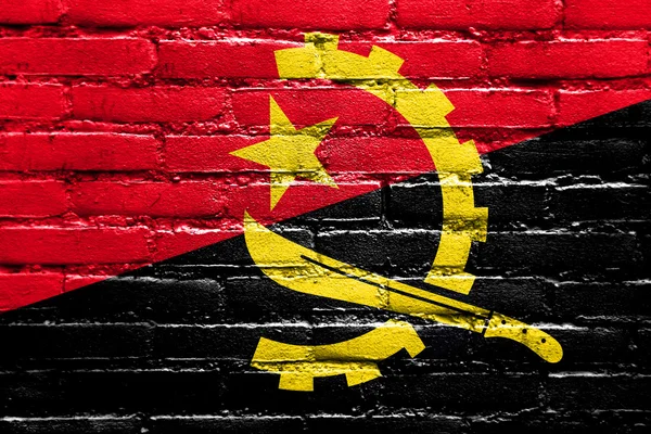 Flaga Angoli, malowane na mur z cegły — Zdjęcie stockowe