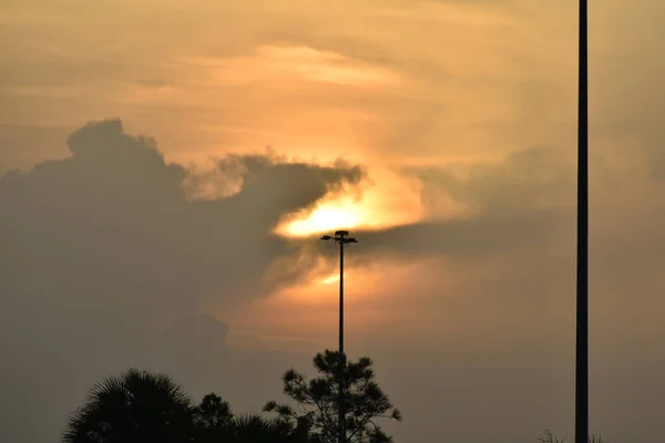 多云的一天 南佛罗里达沼泽地的日出 — 图库照片