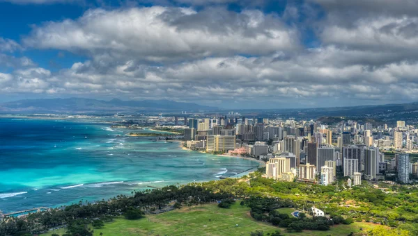 Honolulu ve mamala Körfezi — Stok fotoğraf