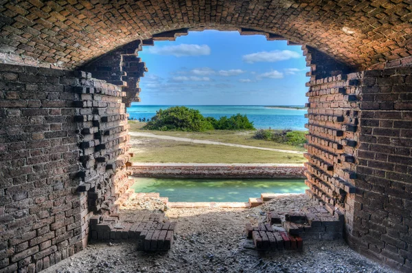 Venster, fort jefferson in de dry tortugas nationaal park — Stockfoto