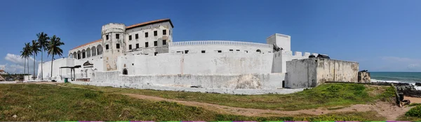 Gana: elmina Kalesi Dünya Mirası, kölelik tarihçesi — Stok fotoğraf