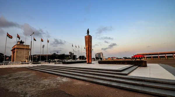 Denkmal & Grab für unbekannten Soldaten — Stockfoto