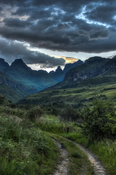 Landscape of Giants Castle Game Reserve — Stock Photo, Image