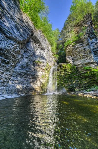 Acantilado águila cae, los finger lakes, ny — Foto de Stock