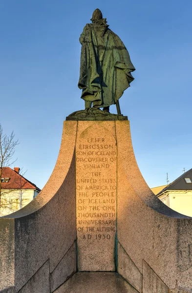Statue of Leif Eriksson in Reykjavik, Iceland — Stock Photo, Image