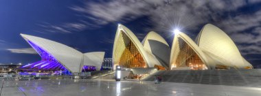 Sydney Opera Binası
