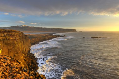 Dyrholaey görünümü Allah'a reynisfjara, İzlanda