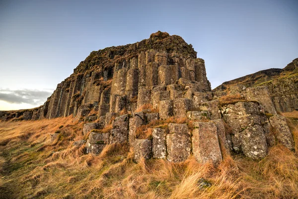 Dverghamrar bazaltowych kolumn, Islandia — Zdjęcie stockowe