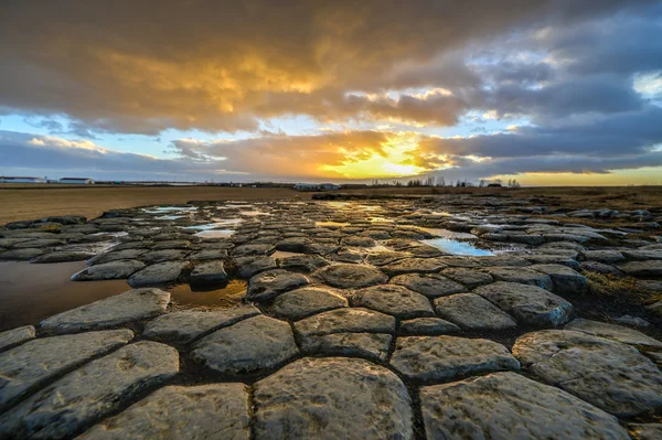 Kirkjugolf (Church Floor) at Sunrise, Islândia — Fotografia de Stock