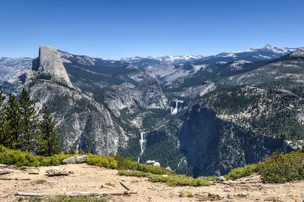 Meia Cúpula de Yosemite Valley — Fotografia de Stock