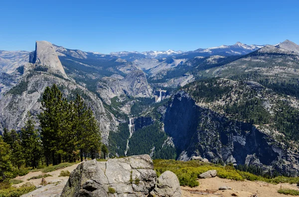 Meia Cúpula de Yosemite Valley — Fotografia de Stock