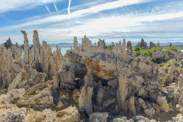 モノラル湖、カリフォルニア州におけるトゥファの形成 — ストック写真