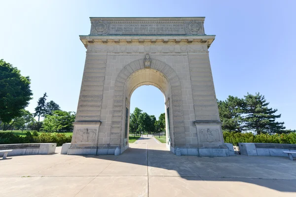 Arco conmemorativo del colegio militar real, kingston, ontario — Foto de Stock