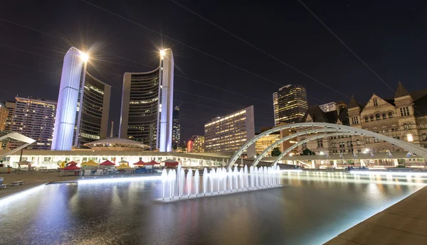 Площадь Натана Филипса в Торонто — стоковое фото