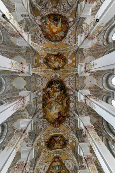 Munich Tyskland Juli 2021 Innvendig Heilig Geist Kirche Eller Den – stockfoto