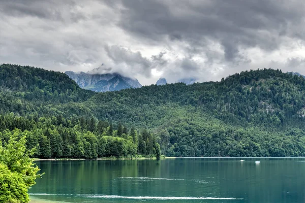 Reflejo Vista Del Lago Alpsee Durante Las Vacaciones Verano Baviera — Foto de Stock