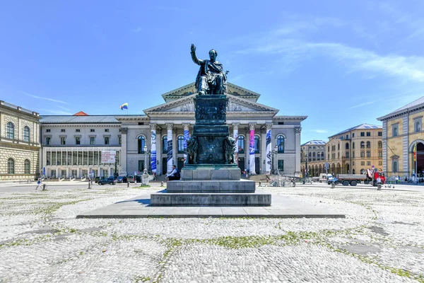 Максимилиан Иосиф Площади Макс Иосиф Плац Мюнхене Бавария Германия — стоковое фото