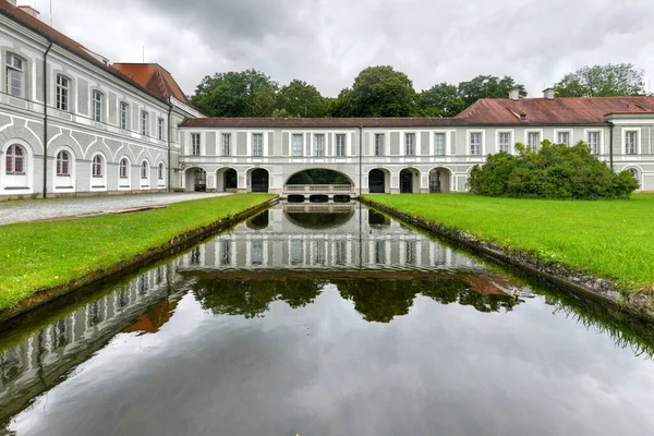 Paisagem Dramática Palácio Nymphenburg Munique Alemanha Dia Nublado — Fotografia de Stock