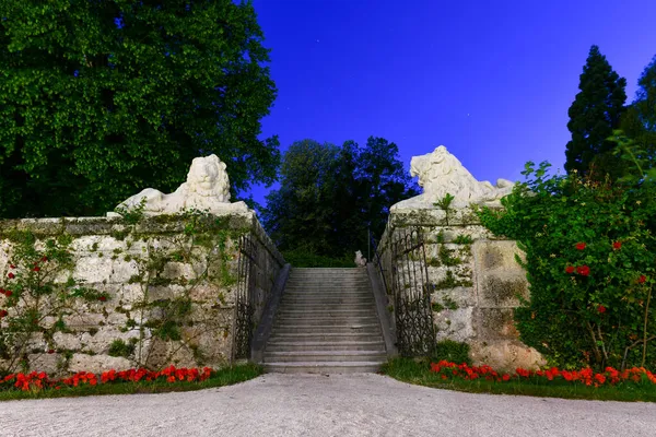 Lvi Fontány Pegasus 1913 Nebo Pegasusbrunnen Palácové Zahradě Mirabell Salcburk — Stock fotografie