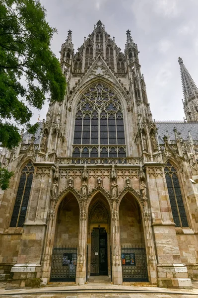 Beautiful Exterior View Famous Neo Gothic Votivkirche Votive Church Vienna — Stock Photo, Image