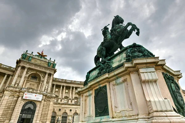 Reiterstandbild Von Prinz Eugen Von Savoyen Der Hofburg Wien Österreich — Stockfoto