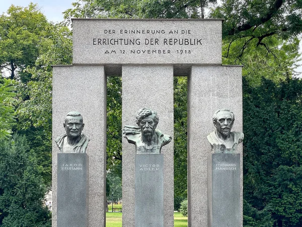 Viyana Avusturya Temmuz 2021 Cumhuriyet Anıtı Almanca Yazılmış Anıt Avusturya — Stok fotoğraf