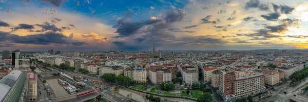 Vienna Austria Jul 2021 View Danube Canal Vienna Skyline Stephen — Stock Photo, Image