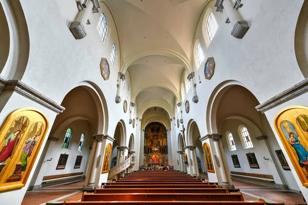 Múnich Alemania Julio 2021 Interior Iglesia Parroquial Santa Anna Lehel —  Fotos de Stock