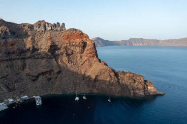 Santorini, Cyclades adaları, Yunanistan ve Avrupa 'daki Susuzluk Kayalıkları' nın manzarası
