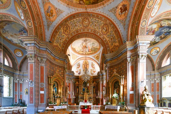 Ortisei Ιταλία Αύγουστος 2021 Νεοκλασικό Στυλ Καθολική Ενοριακή Εκκλησία Του — Φωτογραφία Αρχείου