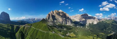 Dolomites, Passo Sella. Canazei Passo Sella dan güzel manzara. Dolomites, İtalya.