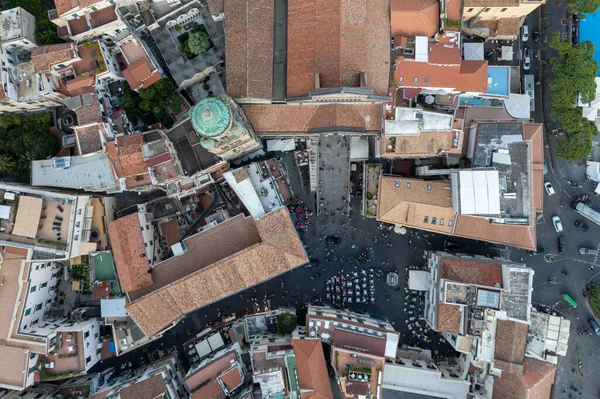 Vista Aérea Vertical Del Apóstol San Andrés Iglesia Católica Piazza —  Fotos de Stock