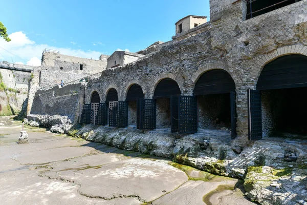 Ruiny Starożytnego Miasta Zniszczonego Przez Wybuch Wulkanu Wezuwiusz Koło Neapolu — Zdjęcie stockowe